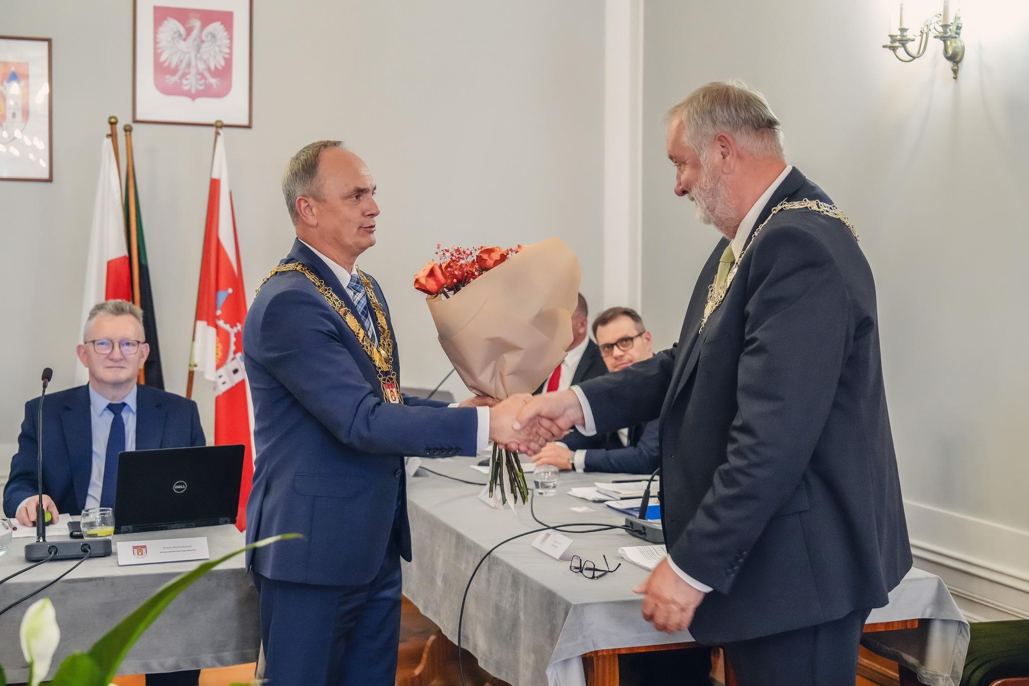 Absolutorium i wotum zaufania dla burmistrza W. Wabika. Jednomyślnie