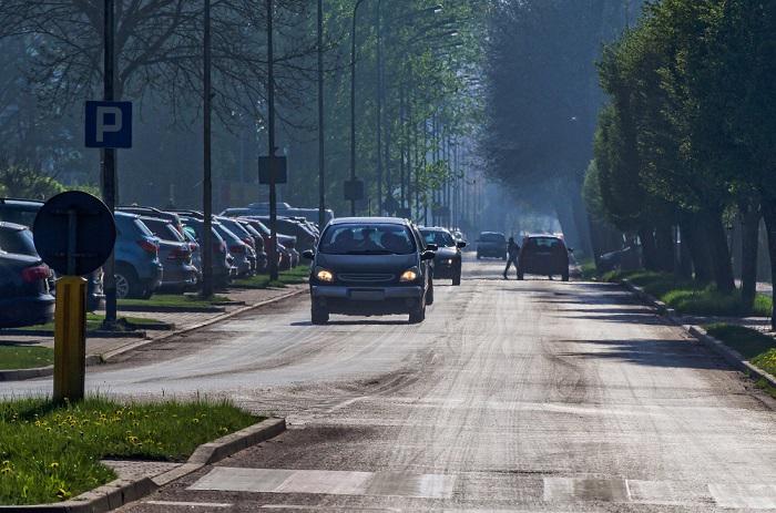Czy sprawca wypadku, który przekroczył prędkość, może liczyć na odszkodowanie?