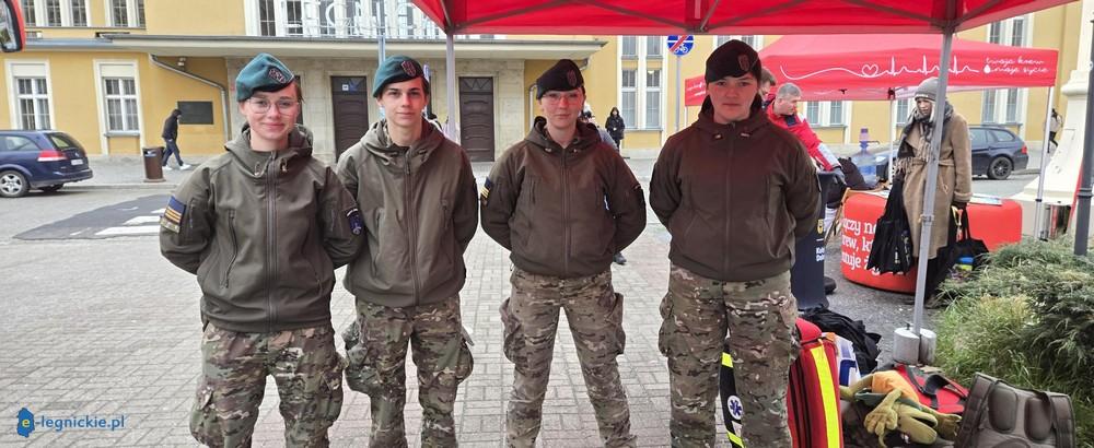 Krew przed dworcem (FOTO)