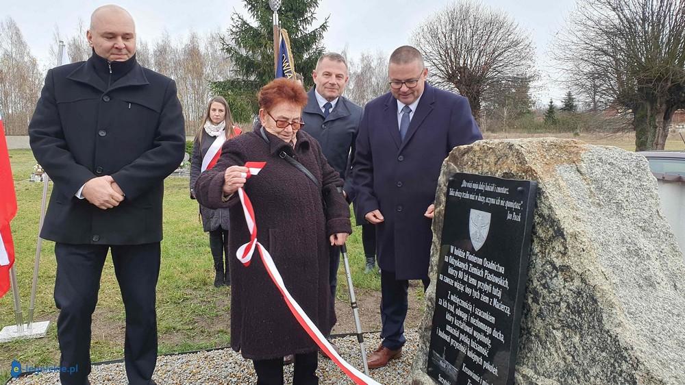 W Szczytnikach odsłonięto pamiątkową tablicę (FOTO)