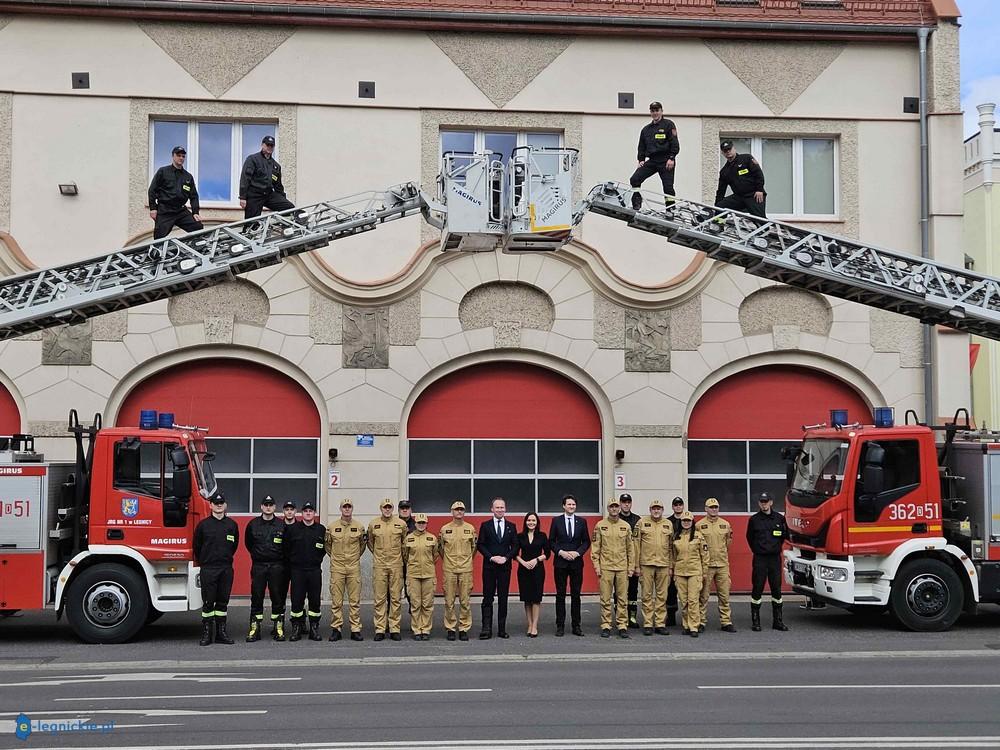 Legnicka straż pożarna ma 80 lat (FOTO)