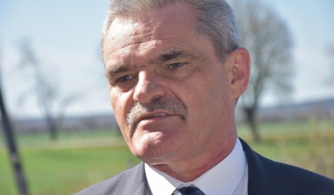 Życie przy rowie. Mieszkańcy Szymocina czekają na chodnik
