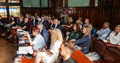 Absolutorium dla burmistrza bez rozstrzygnięcia. Brak votum zaufania boli...