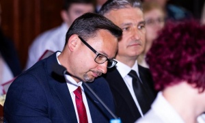 Nadzwyczajna sesja Rady Powiatu Jaworskiego. Radni zajmą się konkursem na dyrektora I LO i sytuacją w DPS