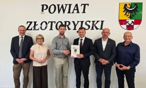 Blisko 4 mln zł na drogę Wilków - Wilków Bazalt. Powiat Złotoryjski przyspiesza inwestycje infrastrukturalne