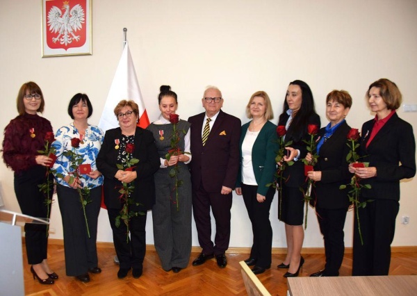 Wręczono Medale Komisji Edukacji Narodowej (FOTO)