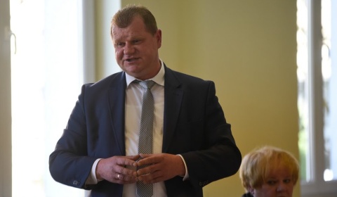 „Politycy strzelili sobie w stopę”. Wójt Pielgrzymki o dwukadencyjności władz samorządowych