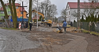 Krzyżowa – budują kanalizację, modernizują wodociąg