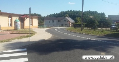 Zakończyła się przebudowa drogi w Miłoradzicach