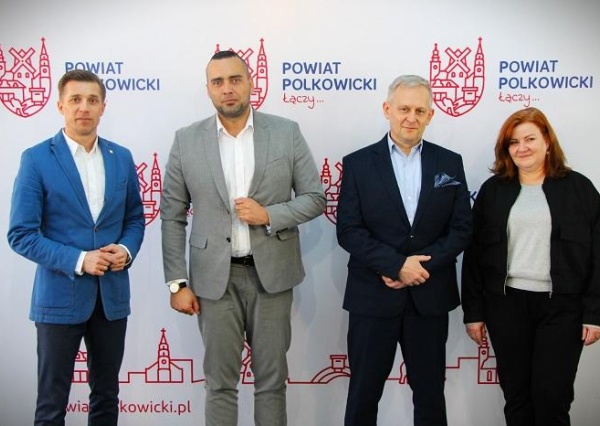Miliony na rozwój powiatowych szkół
