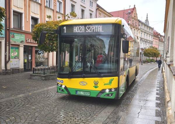 W dni świąteczne miejskie autobusy nie pojadą wcale...