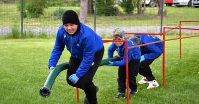 Manewry młodych strażaków w Legnickim Polu. Bunkier im nie straszny (FOTO)