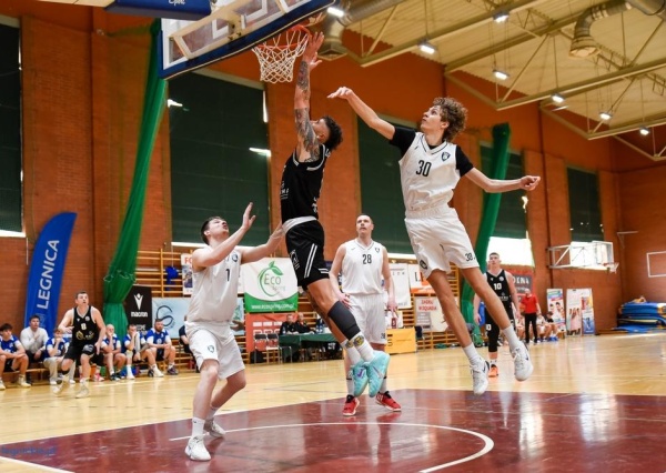 Basket o awans zagra w niedzielę (FOTO)