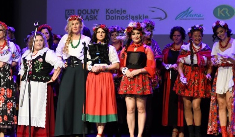 Wybrano Miss Kobiet Wiejskich. Pełna sala i wielkie emocje na scenie (FOTO)