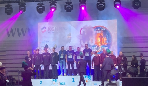 Dream Team Związku Pracodawców wygrał sztafetę dyrektorską Biegu o Lampkę Górniczą
