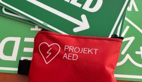 Dzięki Fundacji Polska Miedź  defibrylatory AED trafiły do legnickich szkół i instytucji 