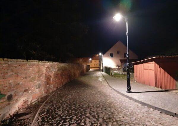Nowe oświetlenie w Chobieni
