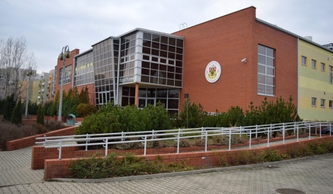 Pół miliona złotych na remont dachu hali ZSI