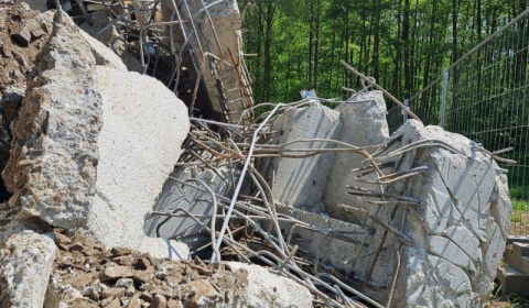 Błędy na budowie. Burmistrz tłumaczy, w sieci zawrzało