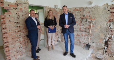 Wygodna placówka dla dzieci zamiast „muzeum” – miejski żłobek się rozbudowuje 