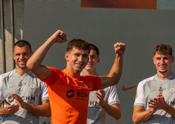 Nowi zawodnicy, nowe koszulki i wielkie ambicje. KGHM Zagłębie Lubin gotowe do ligi (FOTO)