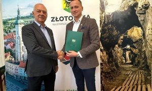 Przychodnia w znanych rękach 
