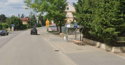 Przystankowa dyskryminacja? Bezpieczeństwo dzieci w tle