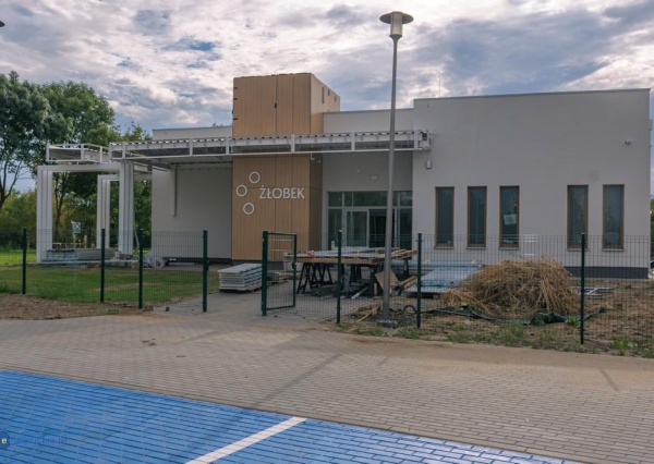 Nowy żłobek na Piekarach coraz bliżej otwarcia. Trwają ostatnie prace (FOTO)