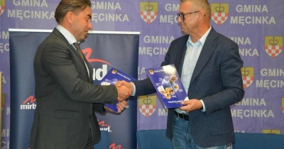 Umowa na realizację największej w historii Gminy Męcinka inwestycji. Zostawili region w tyle