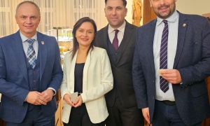 Samorządowcy regionu u biskupa oblegali prezydent A.Krzeszewską. Nie dziwimy się...