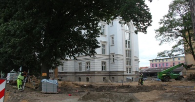 CUS w Chojnowie wychodzi na zewnątrz. Inwestycja za ponad 9 mln zł nabiera tempa