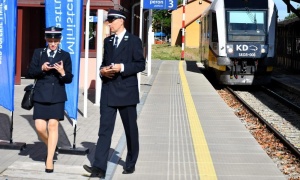 Winda wciąż czeka. Odpowiedź, która nie rozwiązuje problemu. Takie cuda tylko w Jaworze