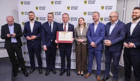 Władze Dolnego Śląska z kasą dla gmin (FOTO)