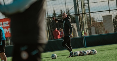 Piewszy sparing za Miedziowymi