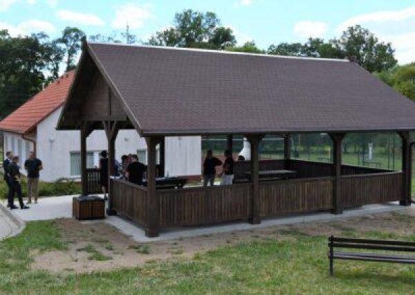 Gmina stawia wiaty rekreacyjne