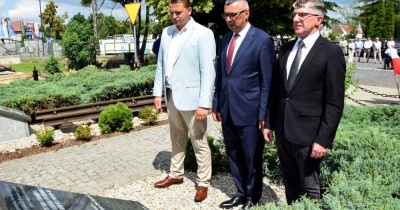 Odsłonięcie tablicy pamiątkowej w Nowej Wsi Legnickiej (FOTO)