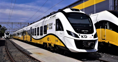 Wakacyjny rozkład jazdy – wracają pociągi do Świnoujścia. Nocny Super Sprinter i połączenia do Karpacza