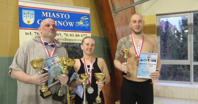 M.Kołodziej bezkonkurencyjny na chojnowskim basenie