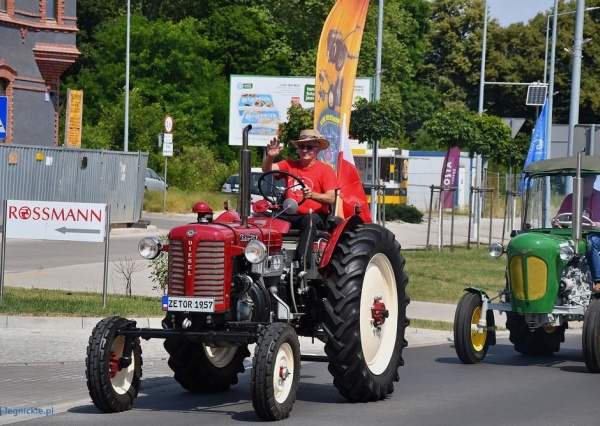 Traktoriada na prochowickim Rynku (FOTO)