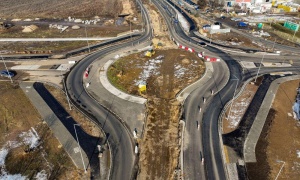 Rondo turbinowe na ul. Jaworzyńskiej na finiszu (FOTO)