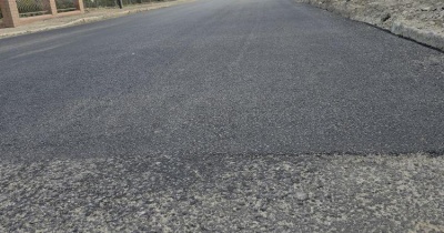 Gmina Chocianów buduje kanalizację i… wyręcza powiat w remontach dróg