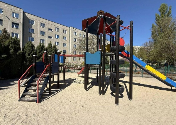 Odświeżone place zabaw 