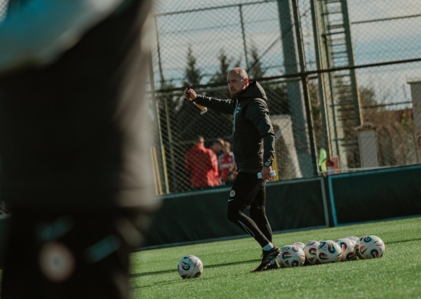 Piewszy sparing za Miedziowymi