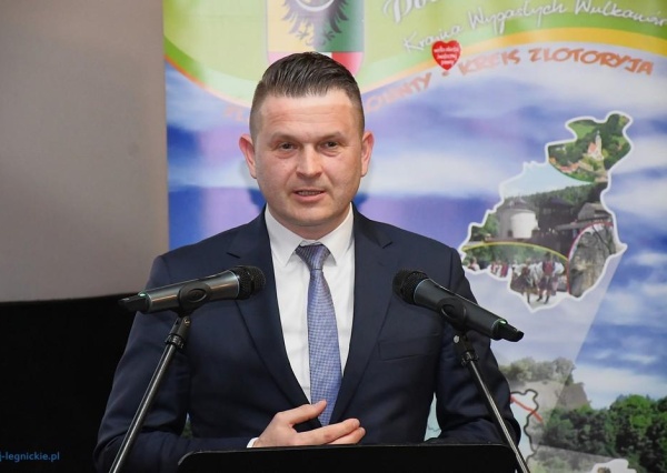 Strefa dla Biznesu – spotkanie z przedsiębiorcami w Złotoryi. Zaprasza Starosta Rafał Miara