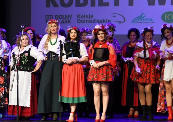 Wybrano Miss Kobiet Wiejskich. Pełna sala i wielkie emocje na scenie (FOTO)