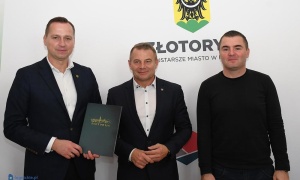 Remont oświetlenia ulicznego w ciągu ulic nadrzecznych (FOTO)