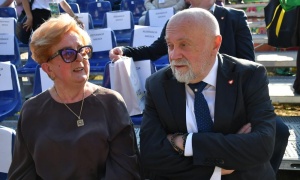 Powrót starych wyjadaczy czy polityczna emerytura? Co naprawdę czeka Jadwigę Szeląg i Jerzego Pokoja?