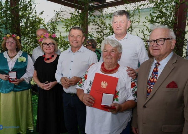 Zagrodno rozśpiewane nad Skorą. XVIII Biesiada Ludowa przyciągnęła tłumy (FOTO)