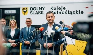 Koleje Dolnośląskie z najlepszym wynikiem w historii i wielkimi inwestycjami w tle