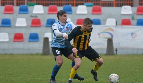 Strzelanina w B-klasie (FOTO)